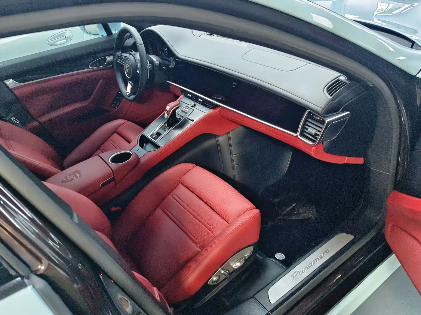 Porsche Panamera 2014 Panamera 3.0T фото 5