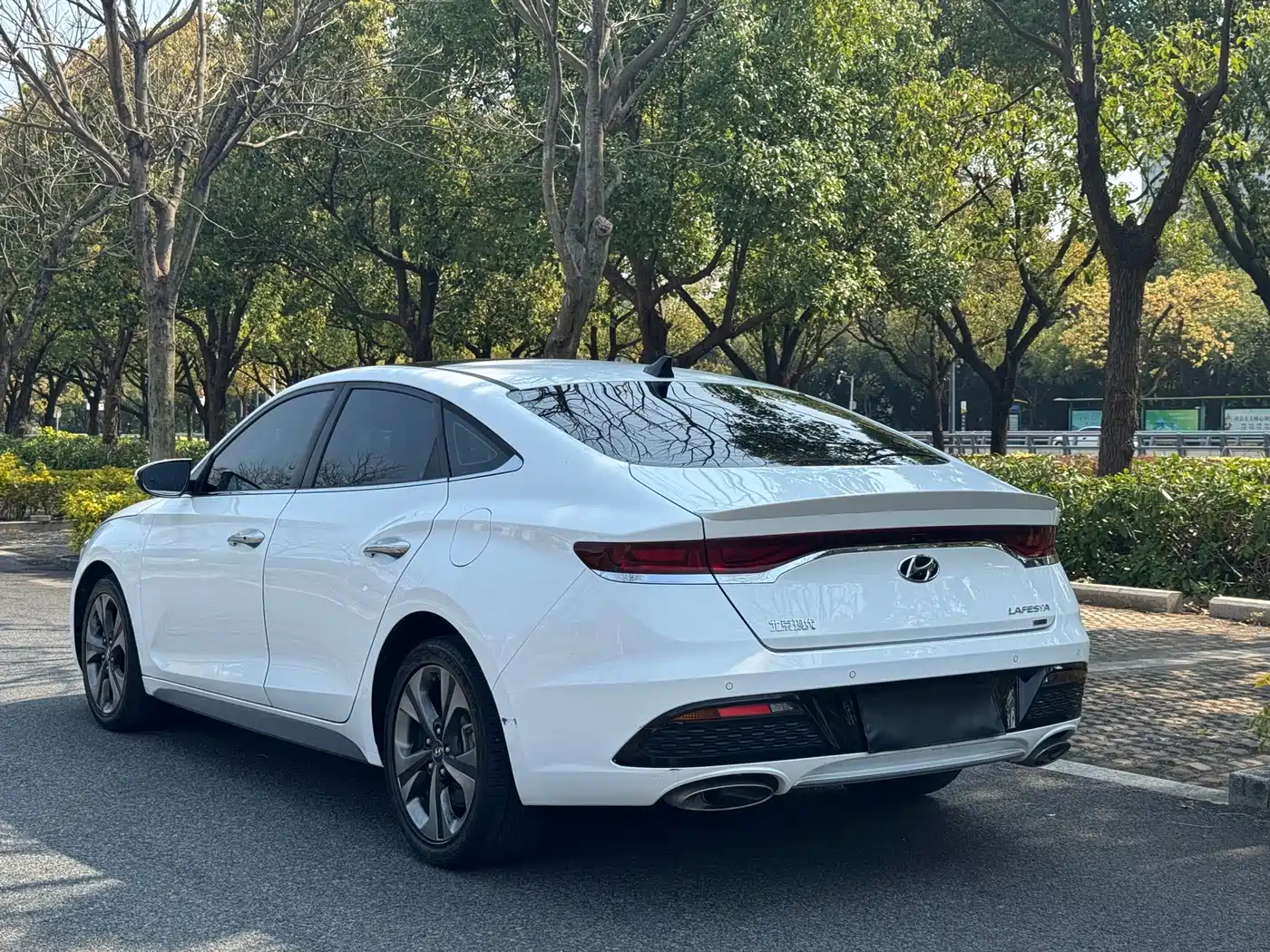 Hyundai Fista 2019 280TGDi Sport Edition China VI фото 4