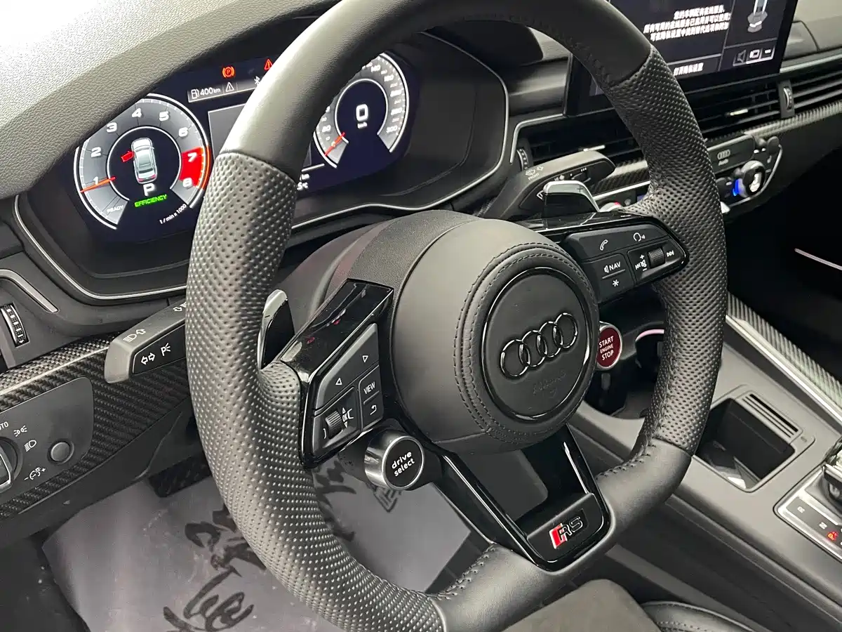 Photo 17 - Audi A4L