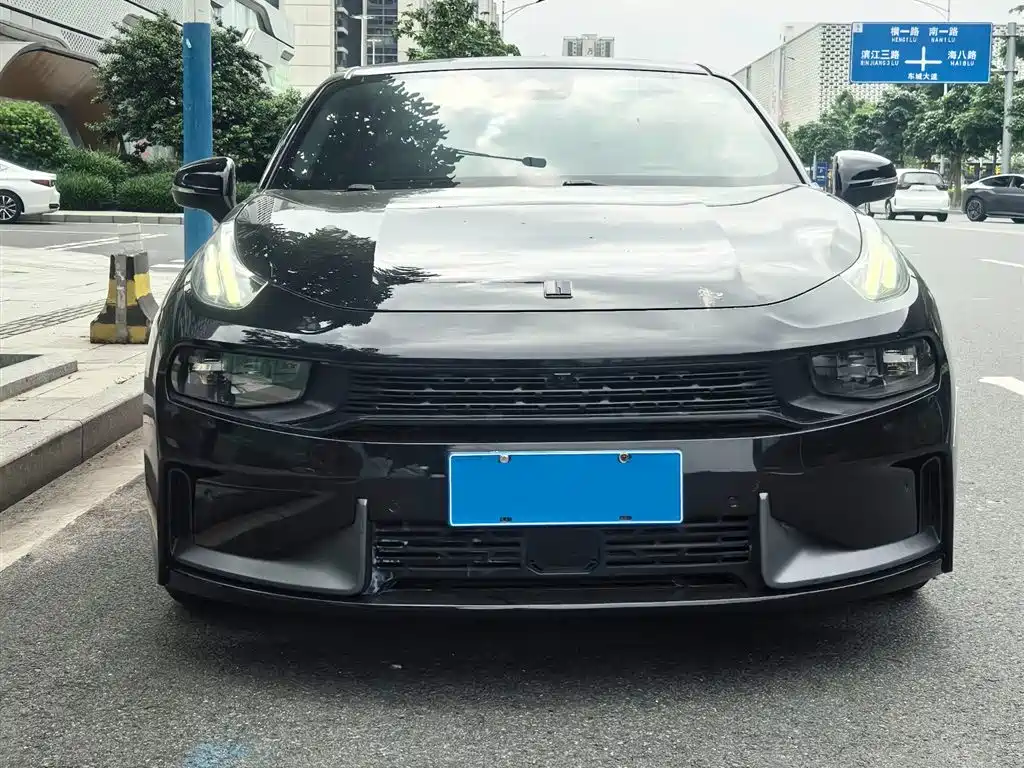 Lynk & Co 03 2018 1.5TD DCT Power Pro Version China V фото 2