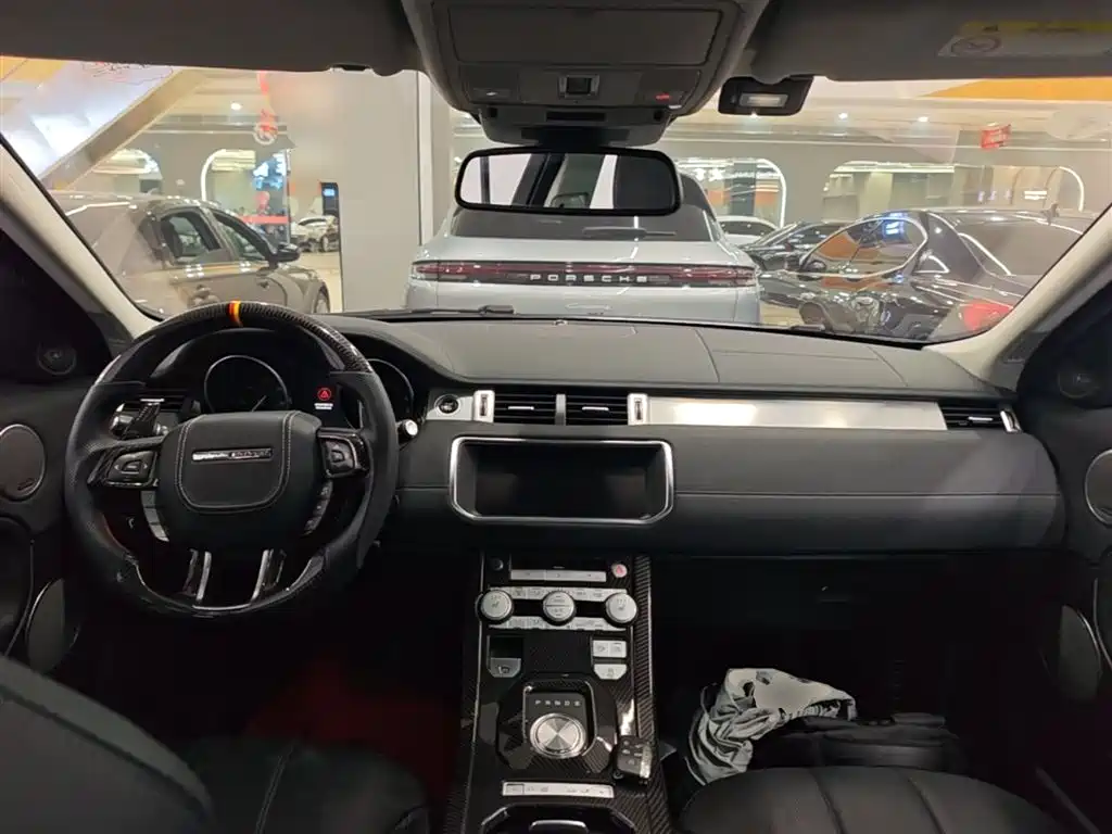 Land Rover Range Rover Evoque 2017 2.0T SE PLUS Smart Enjoy Edition фото 10
