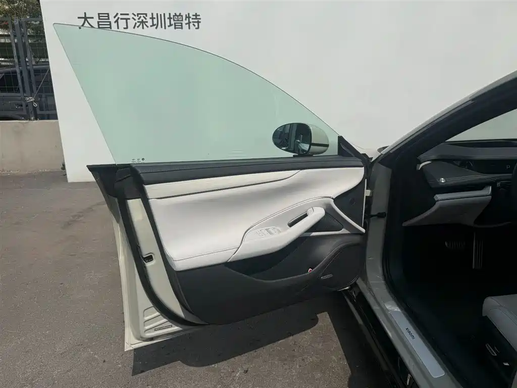 Xiaomi Auto Xiaomi SU7 2024 AWD Extended Range Advanced Smart Driving Max Edition фото 18