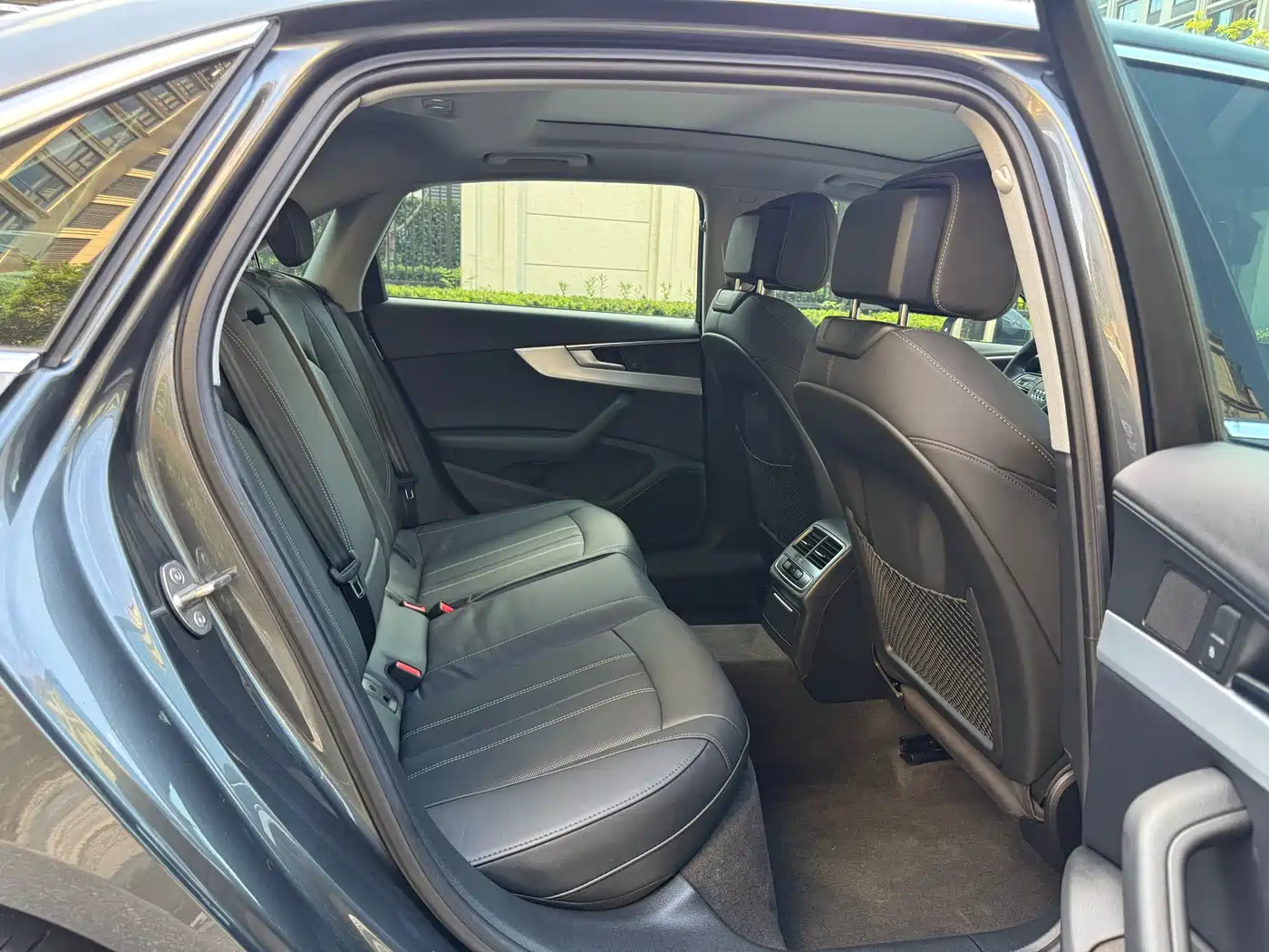 Audi A4L 2020 40 TFSI Luxury Dynamic фото 14