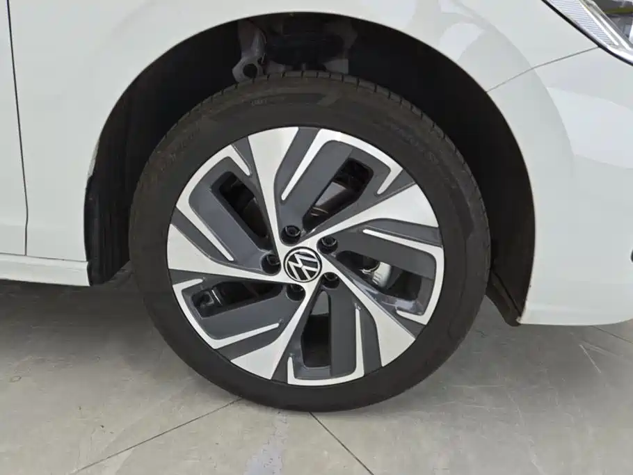 Volkswagen Bora 2026 2026 200TSI DSG PRO Edition