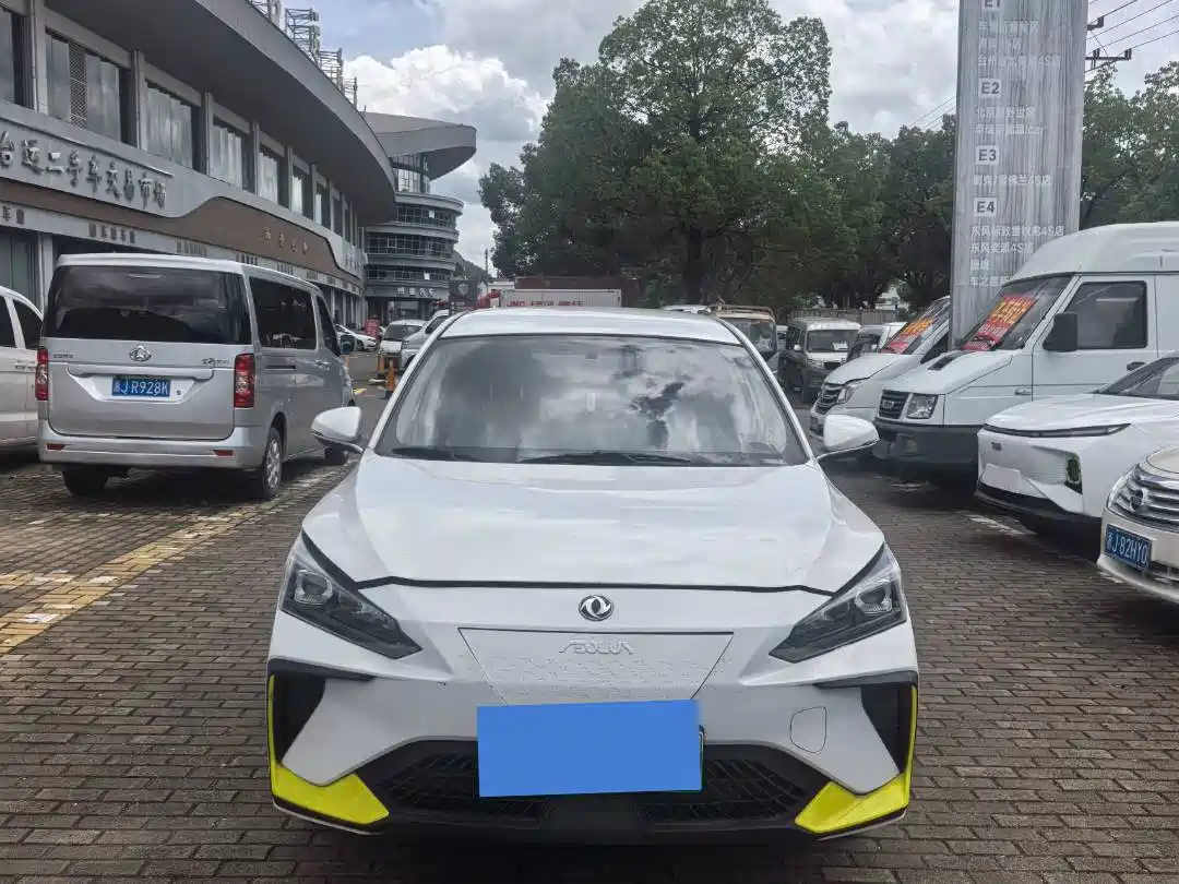Dongfeng Aeolus Dongfeng Fengshen E70 2023 2023 PRO Yizhi Edition Standard Range