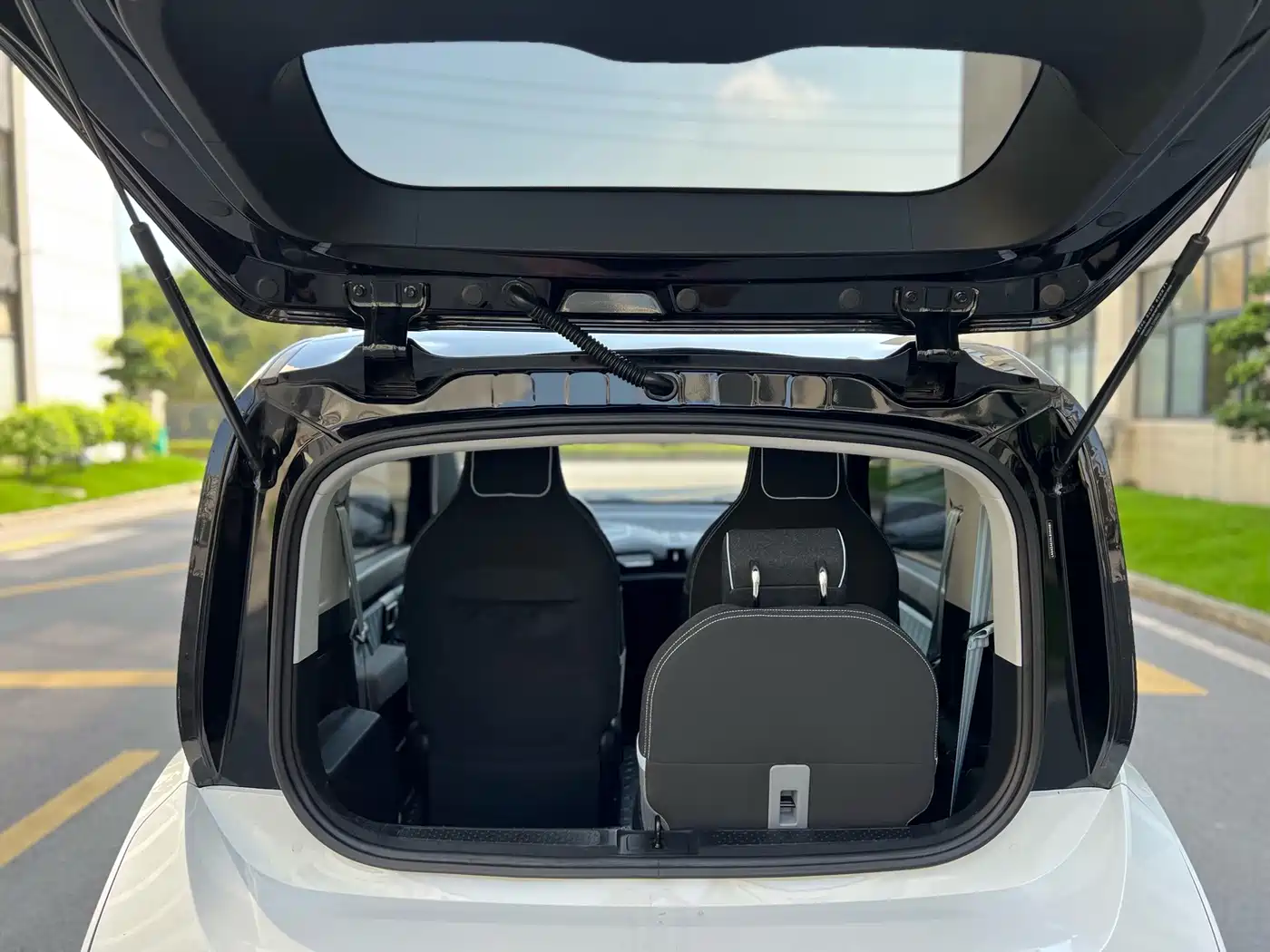 Baojun E300 2021 2020 Stellar Smart Travel Edition