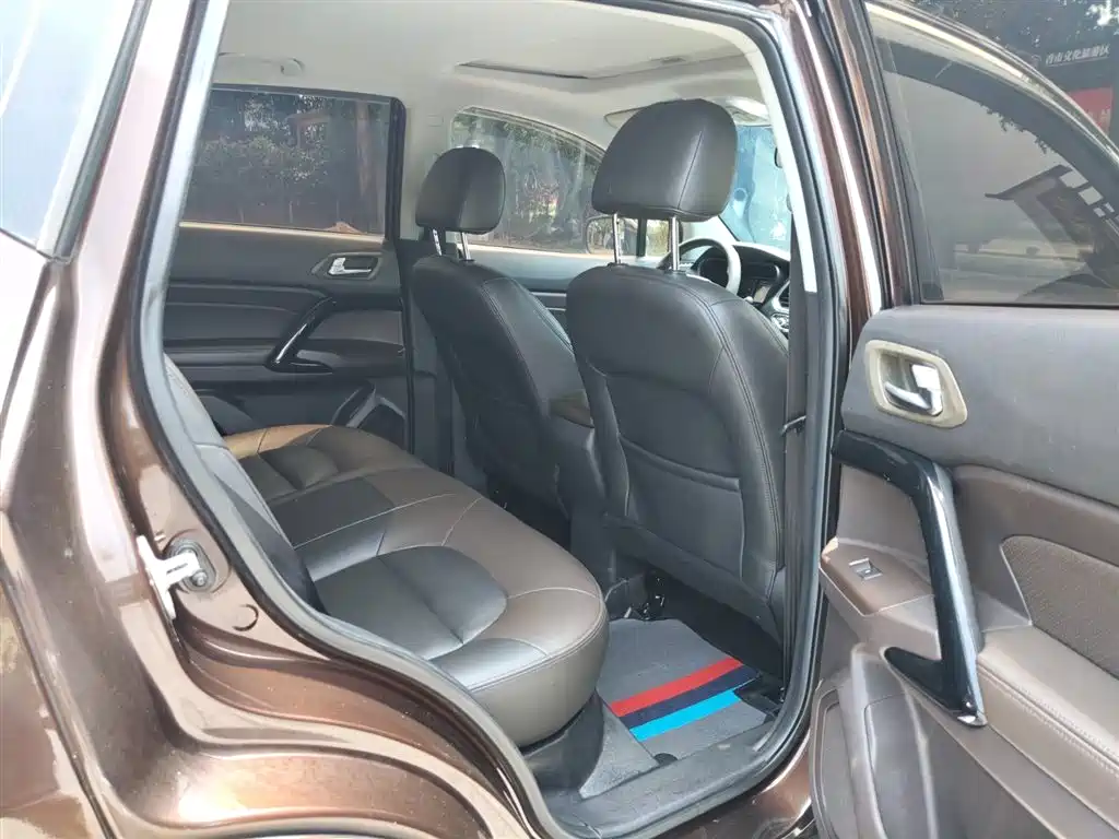 GAC Trumpchi Trumpchi GS4 2015 200T Manual Elite Edition фото 10