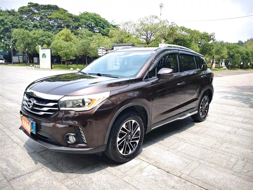 GAC Trumpchi Trumpchi GS4 2015 200T Manual Elite Edition
