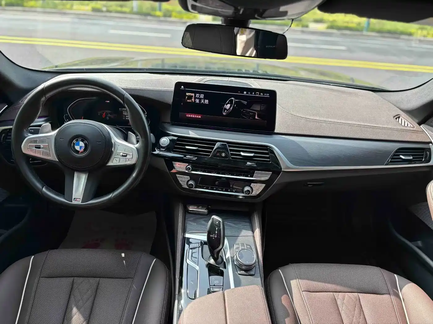 BMW 5 Series 2023 530Li Leading M Sport Package фото 5