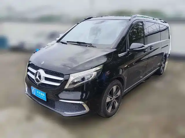 Mercedes-Benz V-Class 2021 V 260 L Long Wheelbase Premium Edition — фото 1