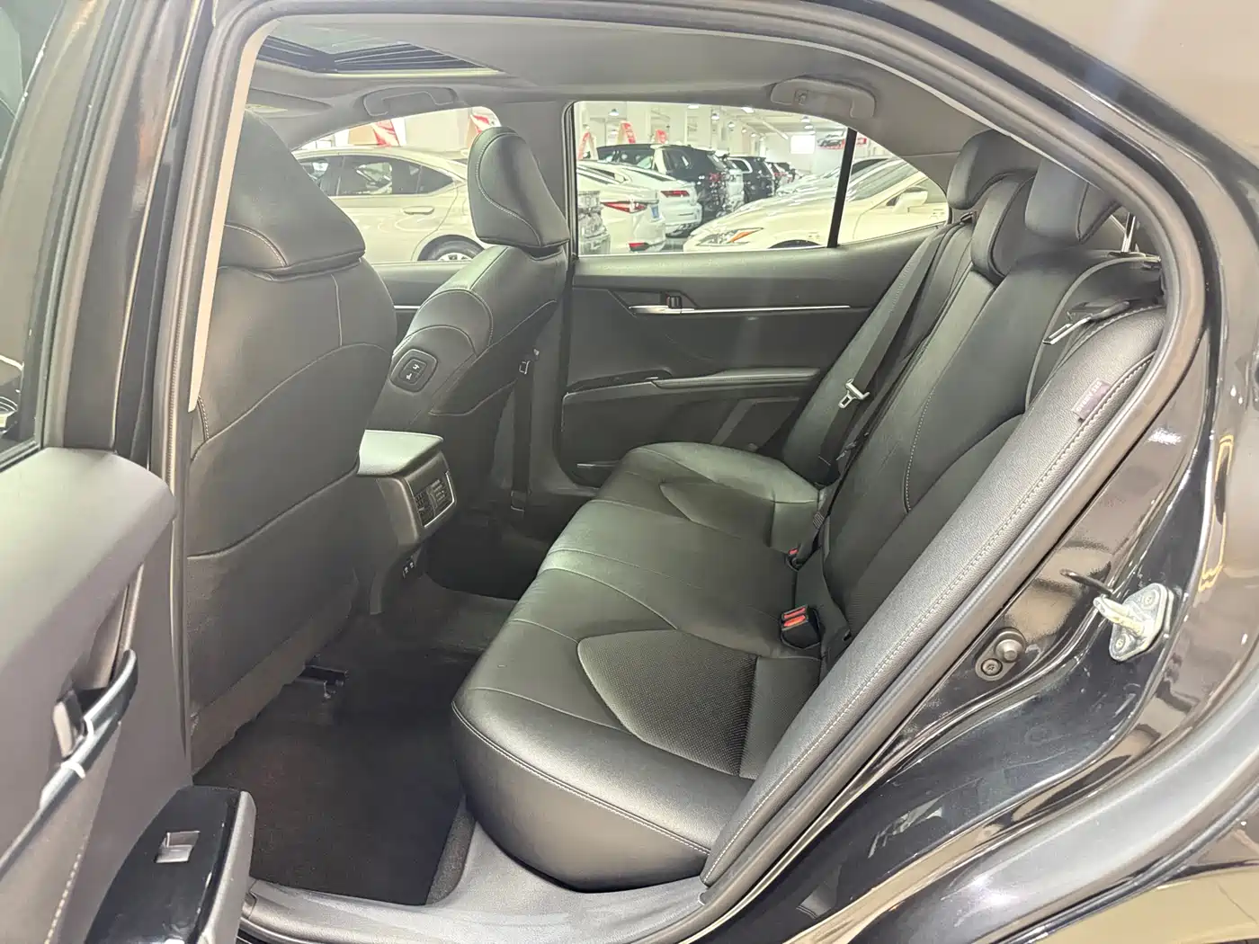 Toyota Camry 2021 2.5S Feng Shang Edition фото 8
