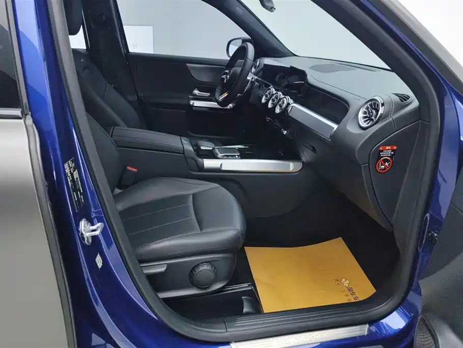 Mercedes-Benz GLB 2022 GLB 220 Dynamic фото 8