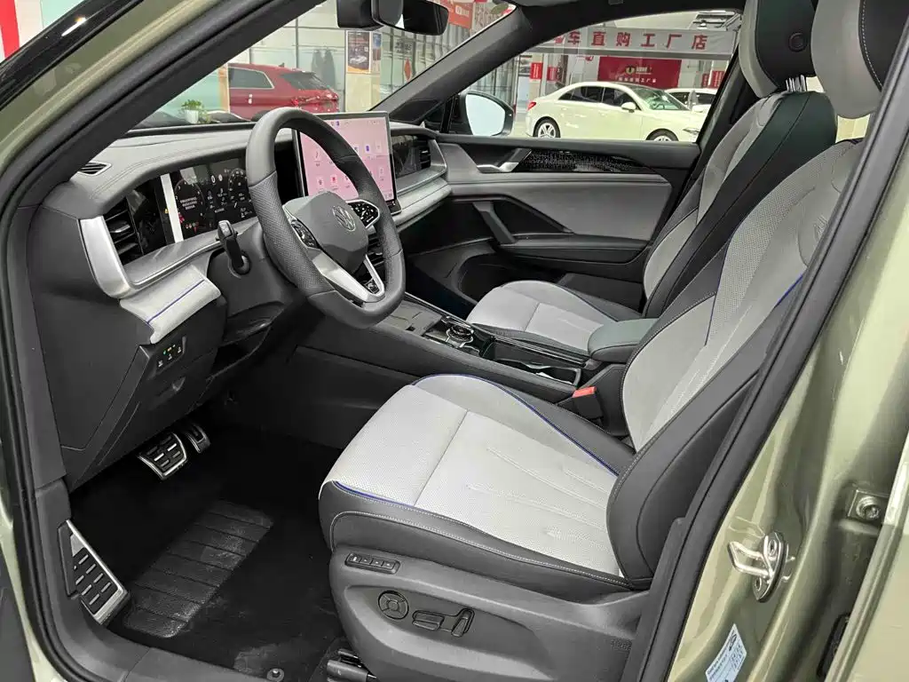 Volkswagen Tayron 2025 2025 Model Tayron L 380TSI 4WD Luxury Easy Package