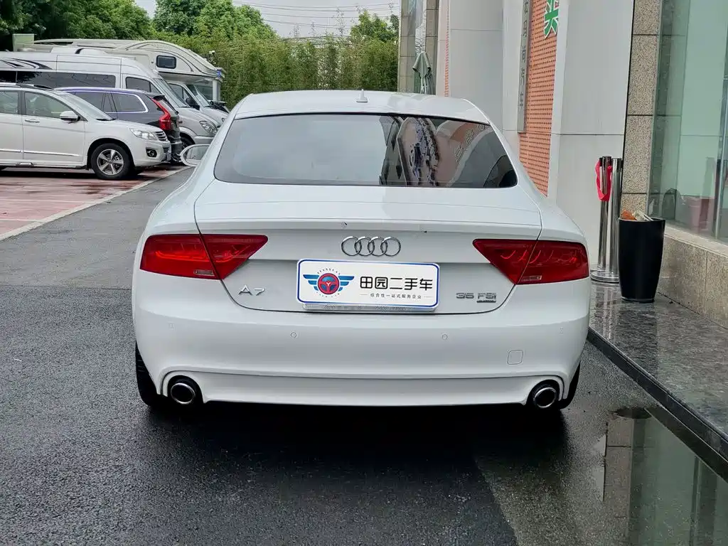 Фото 5 - Audi A7
