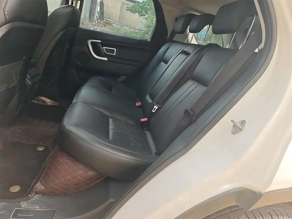 Land Rover Discovery Sport 2018 240PS SE Edition фото 17
