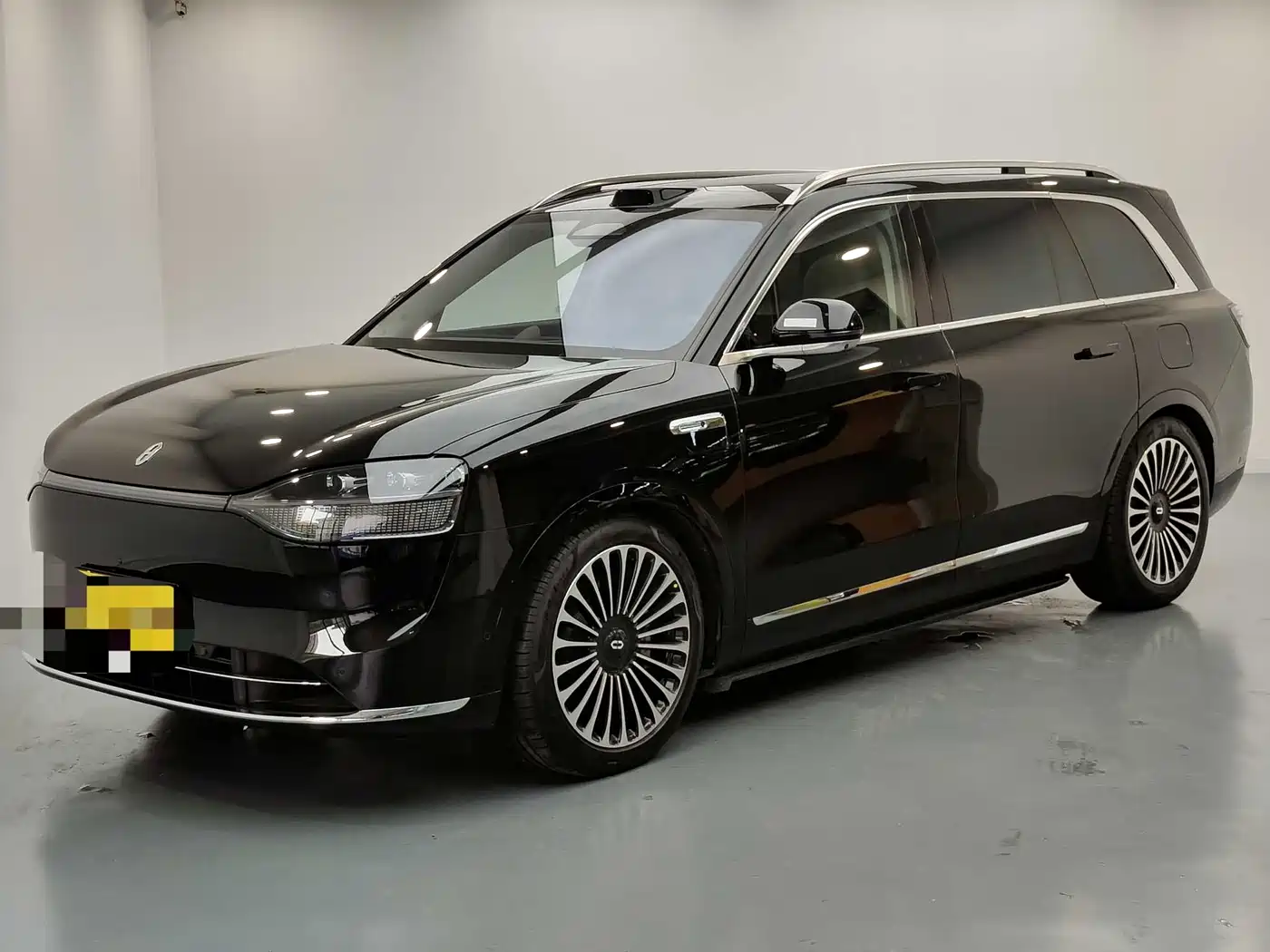 AITO Wenjie AITO M9 2025 Extended Range Ultra 52kWh 6-Seater