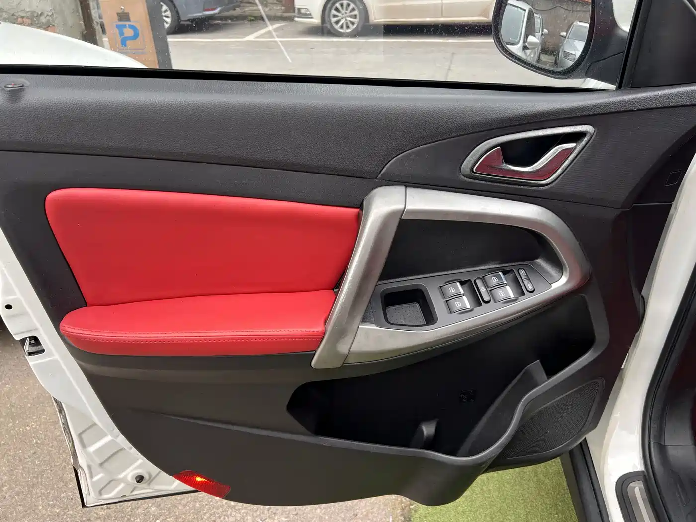 CHERY TIGGO 5