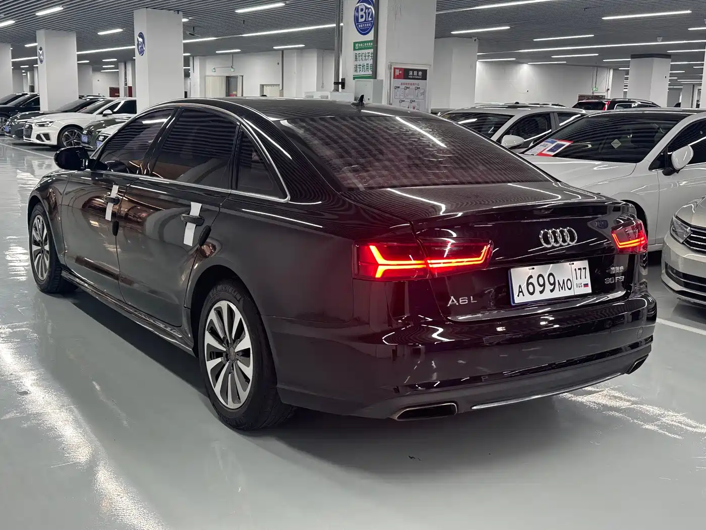 Фото 18 - Audi A6L