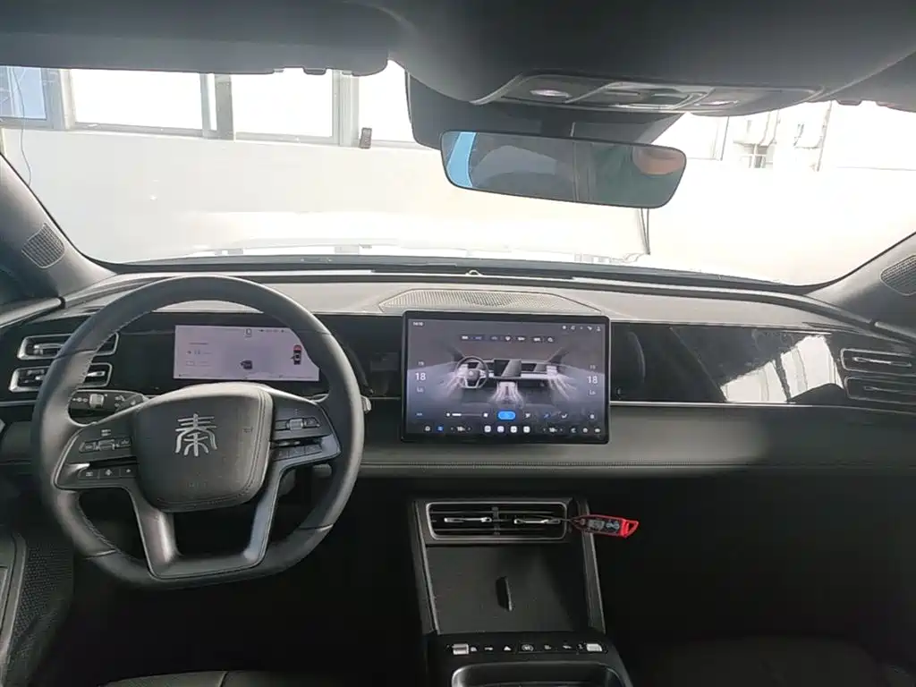 BYD Qin L 2026 Model DM-i 210KM Superior Edition фото 8