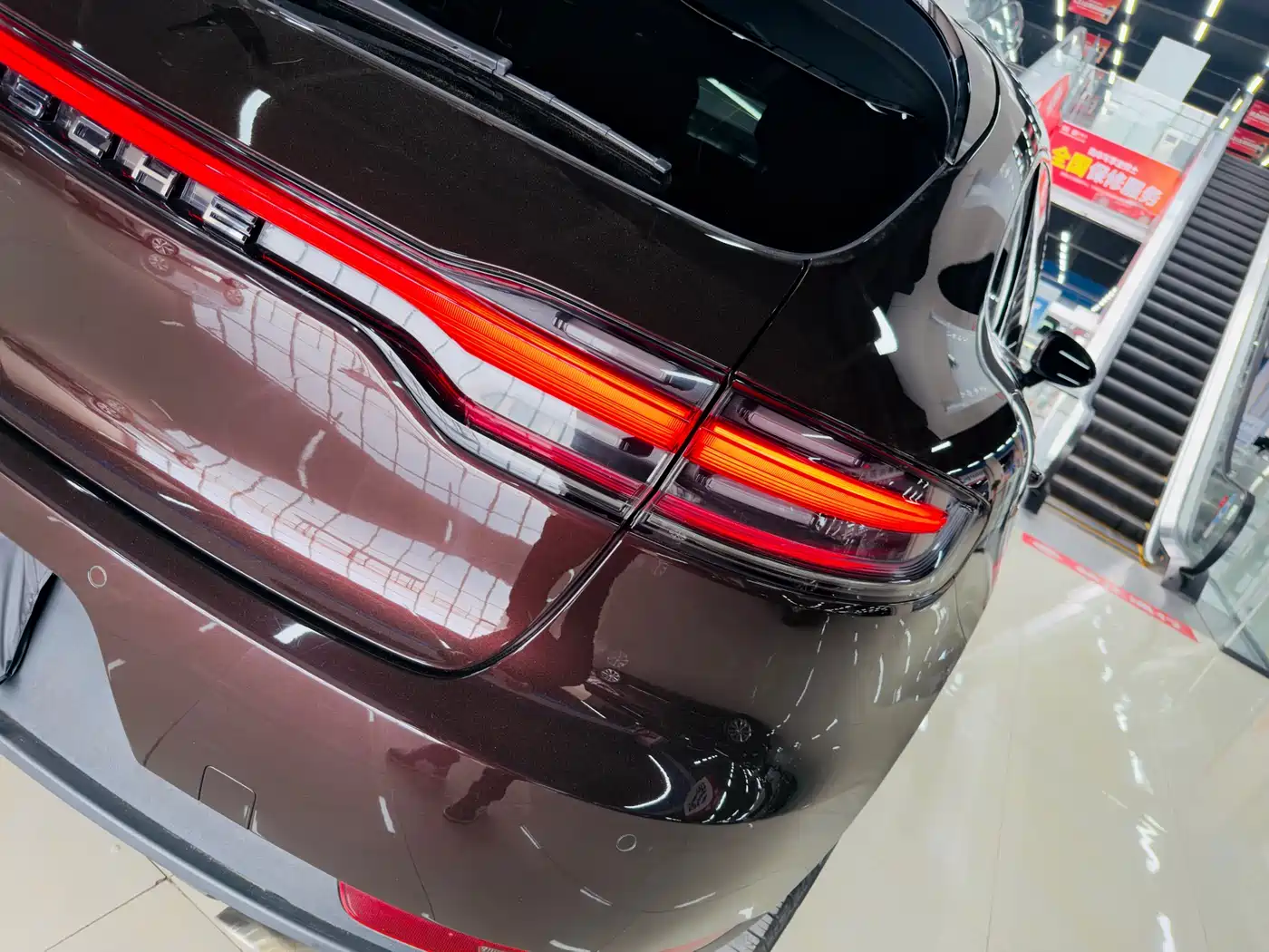 Porsche Macan 2018 Macan 2.0T фото 5