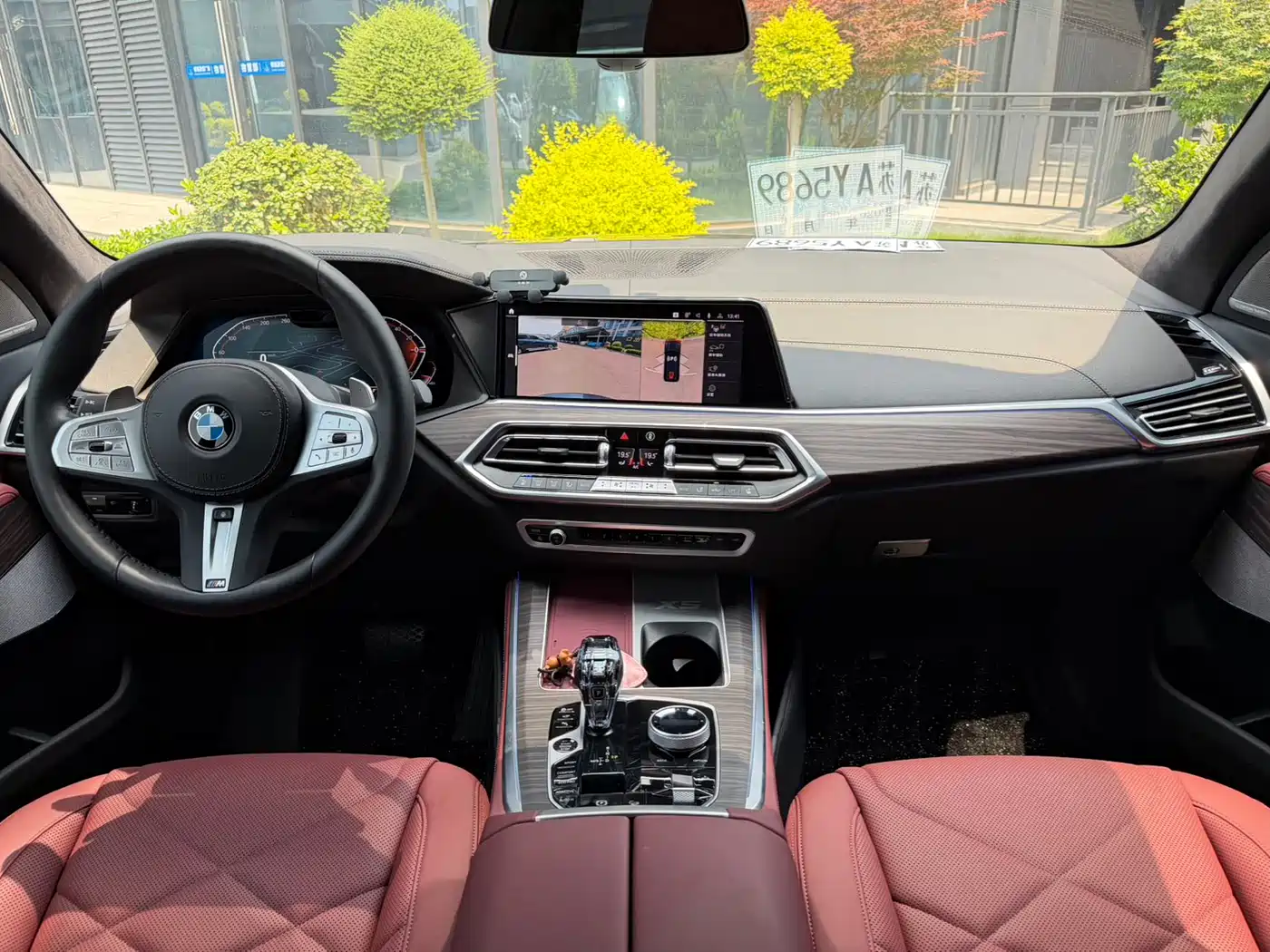 BMW X5 2022 xDrive 40Li Premium M Sport Package фото 8