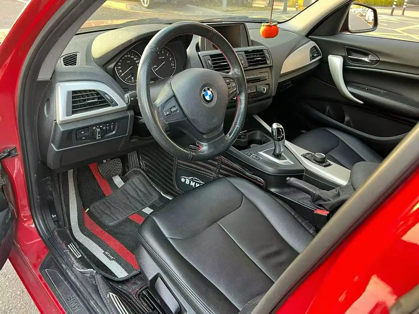 BMW 1 Series (Import) 2013 Facelift 116i Leading Model фото 5