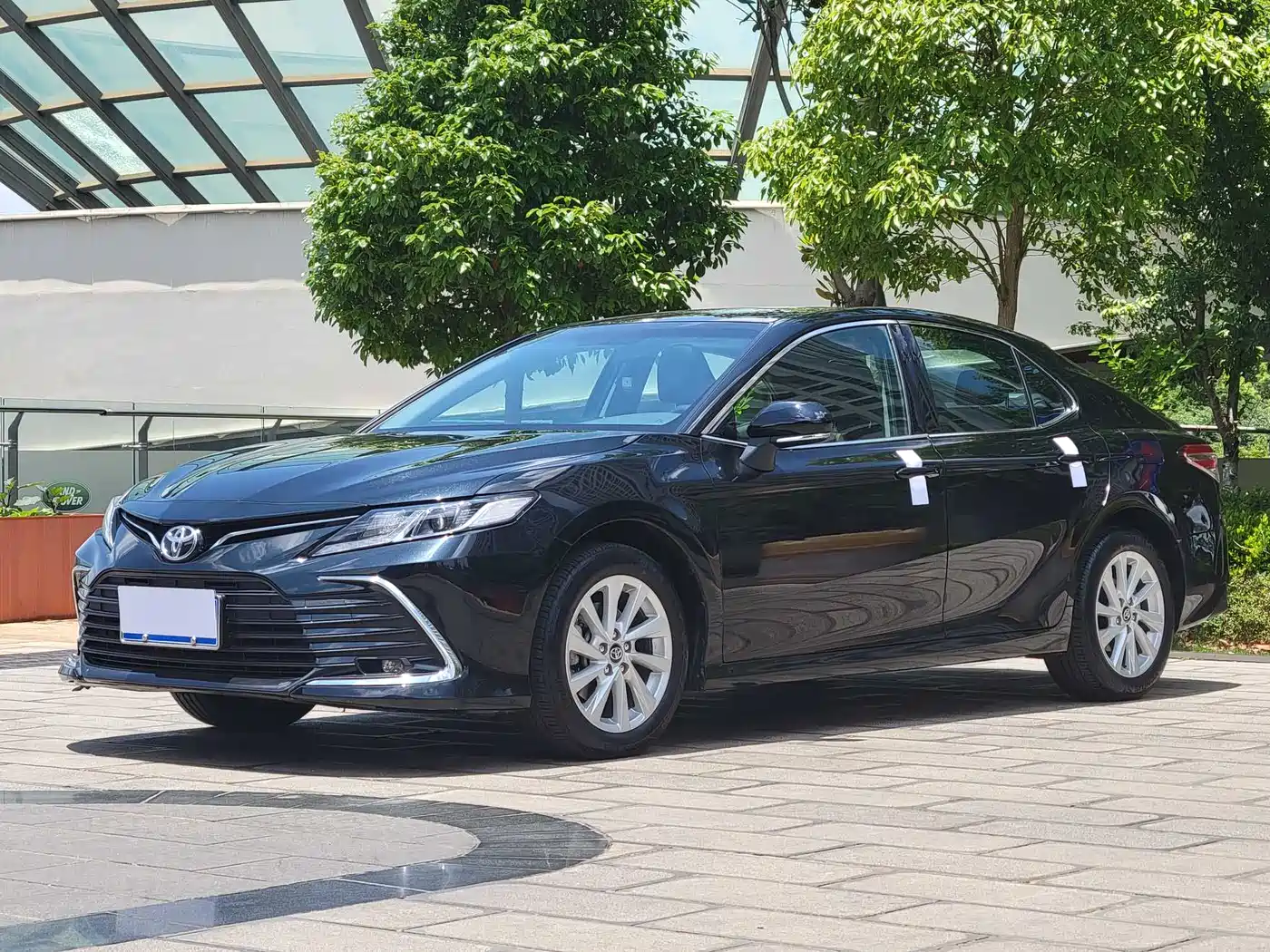 Toyota Camry 2023 2.0G Luxury Edition