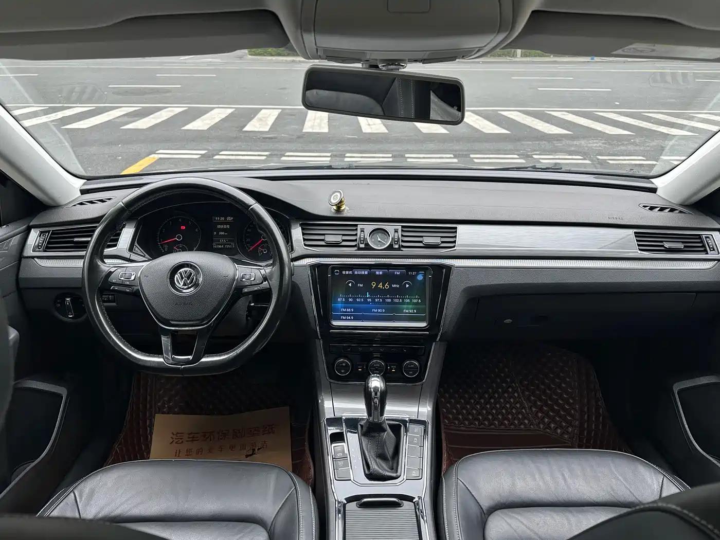 Volkswagen Passat 2016 330TSI DSG Honor Edition фото 10