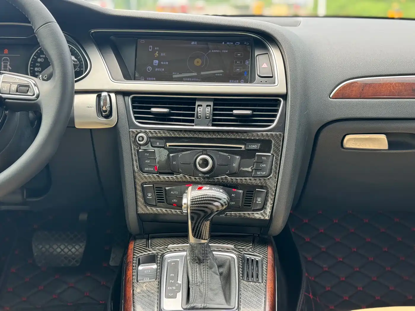Audi A4L 2013 35 TFSI Automatic Standard фото 11