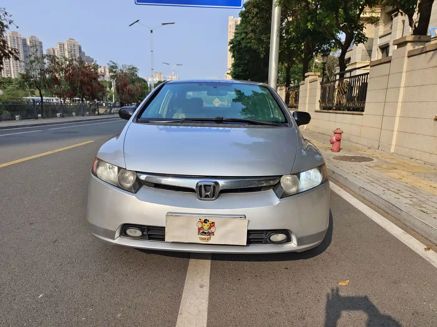 Фото 2 - Honda Civic
