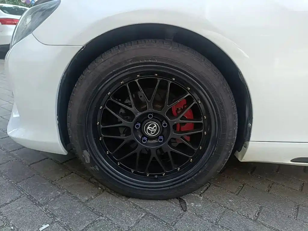 Toyota Reiz 2016 2013 2.5V Premium Edition