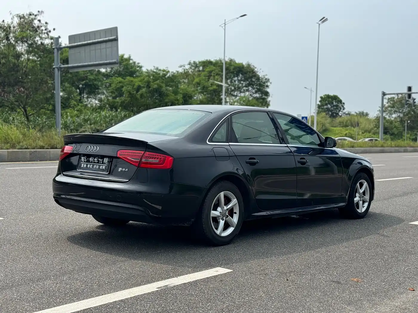Audi A4L 2013 35 TFSI Automatic Standard фото 21