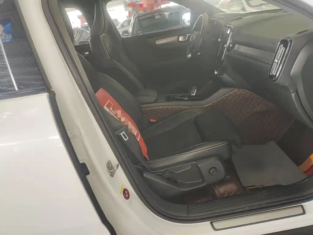Volvo XC40 2021 2021 T4 AWD Smart Sport Edition