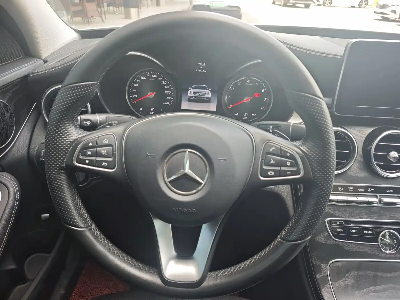 Mercedes-Benz C-Class 2016 C 200 L Sport фото 10