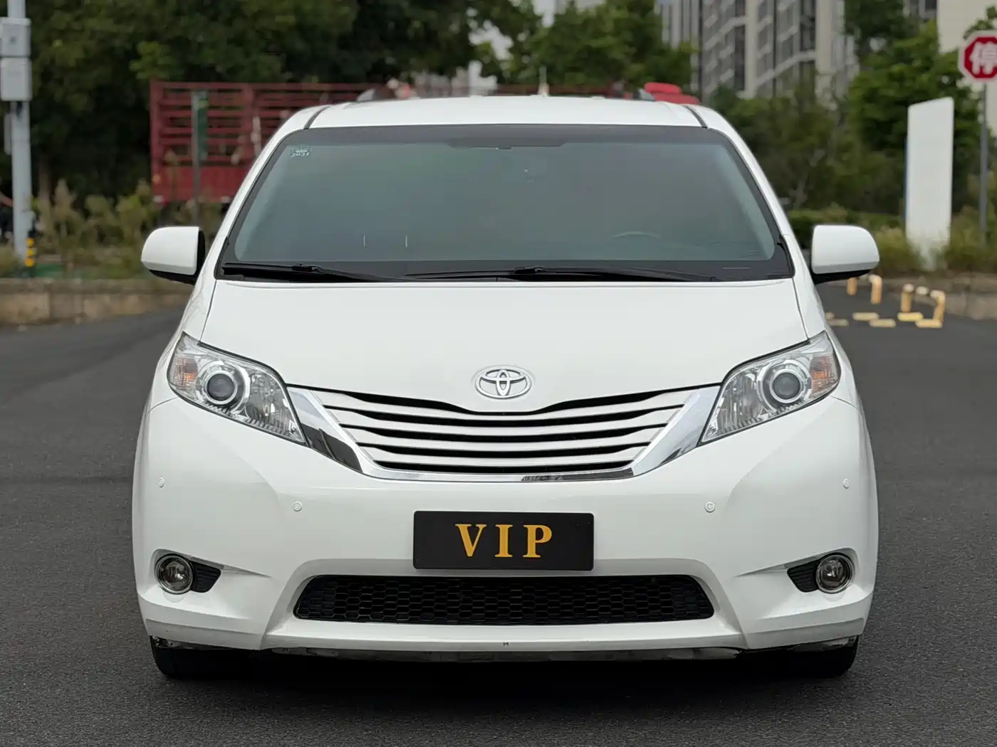 Toyota Sienna 2017 2015 3.5L 2WD L