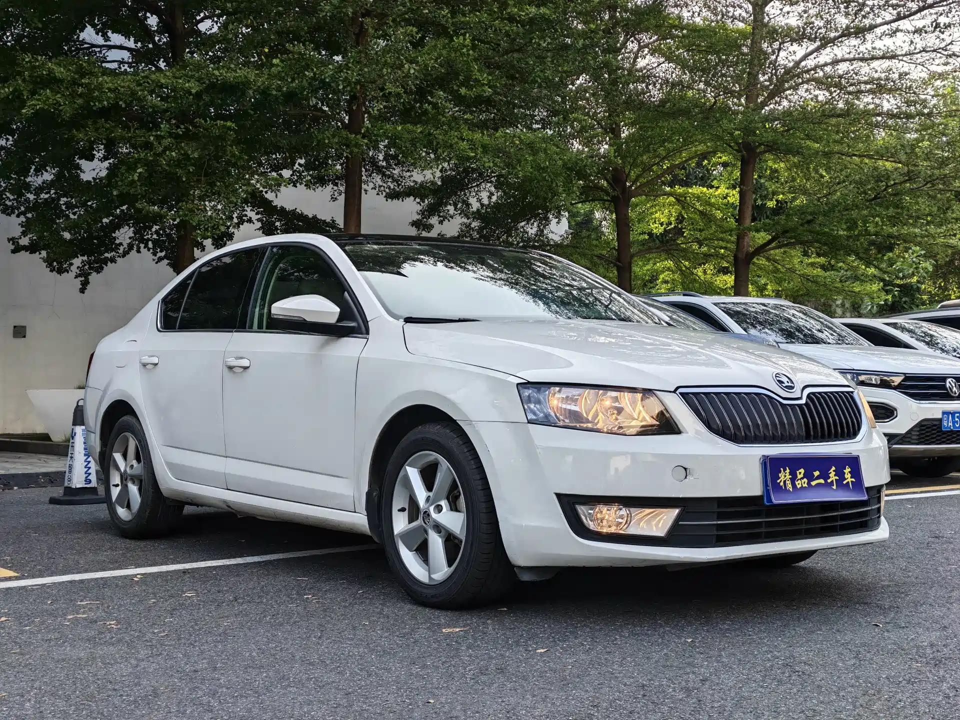 Photo 3 - Škoda Octavia