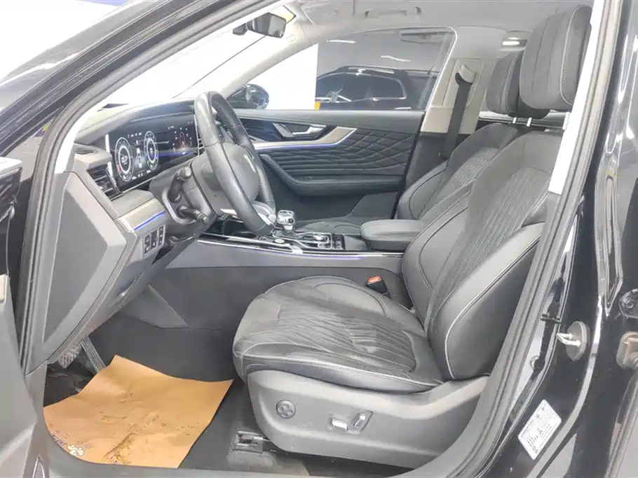 Hongqi HS5 2022 Facelift 2.0T Smart Flag Enjoyment Edition фото 9