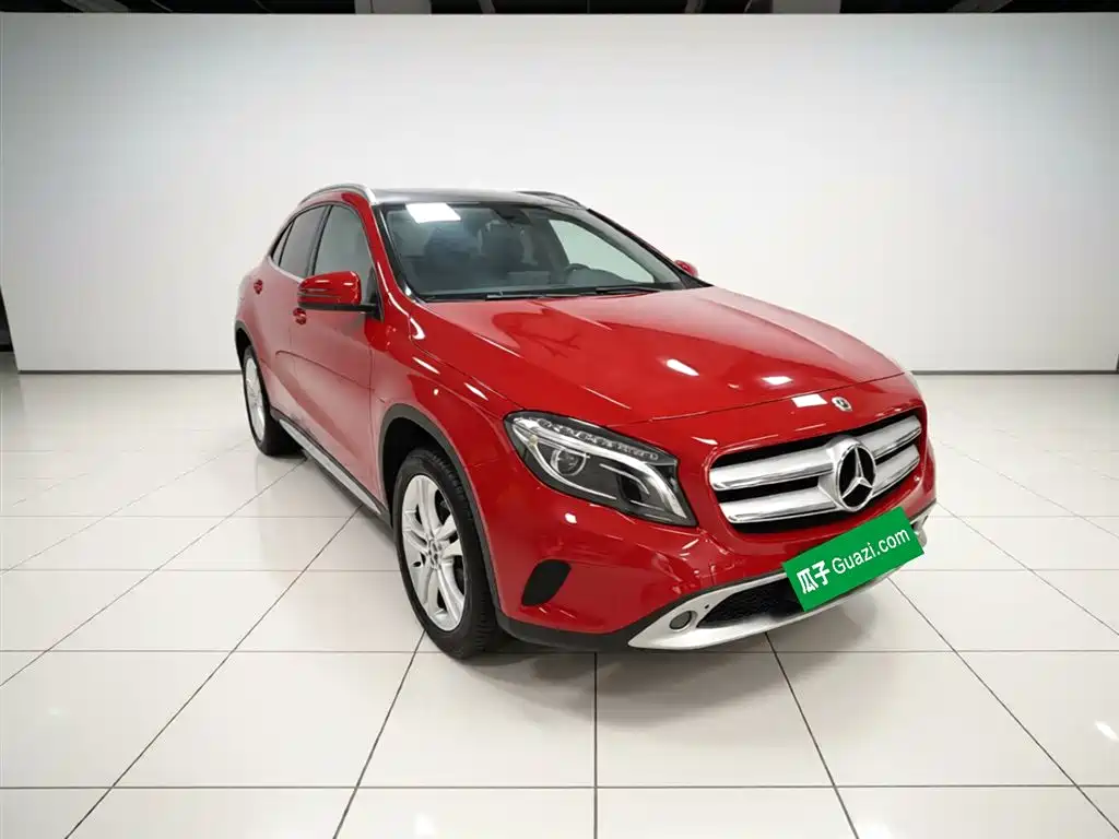 Mercedes-Benz GLA 2016 GLA 200 Dynamic фото 4