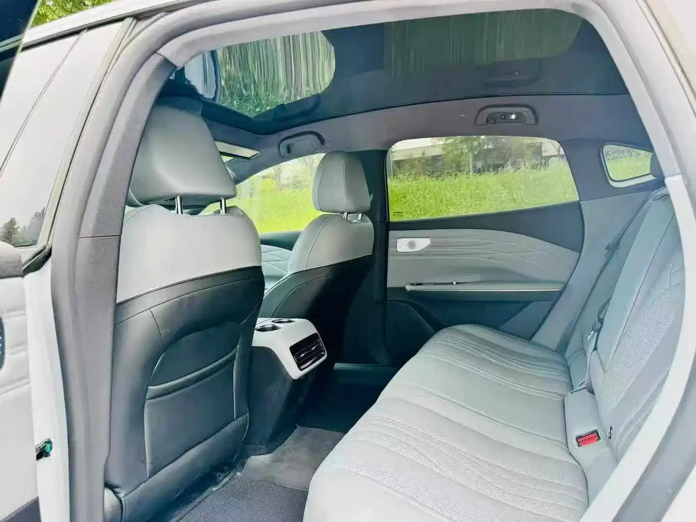 Geely Galaxy Galaxy E8 2024 2024 665km RWD Starship Voyager Edition