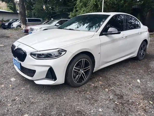 BMW 1 Series 2022