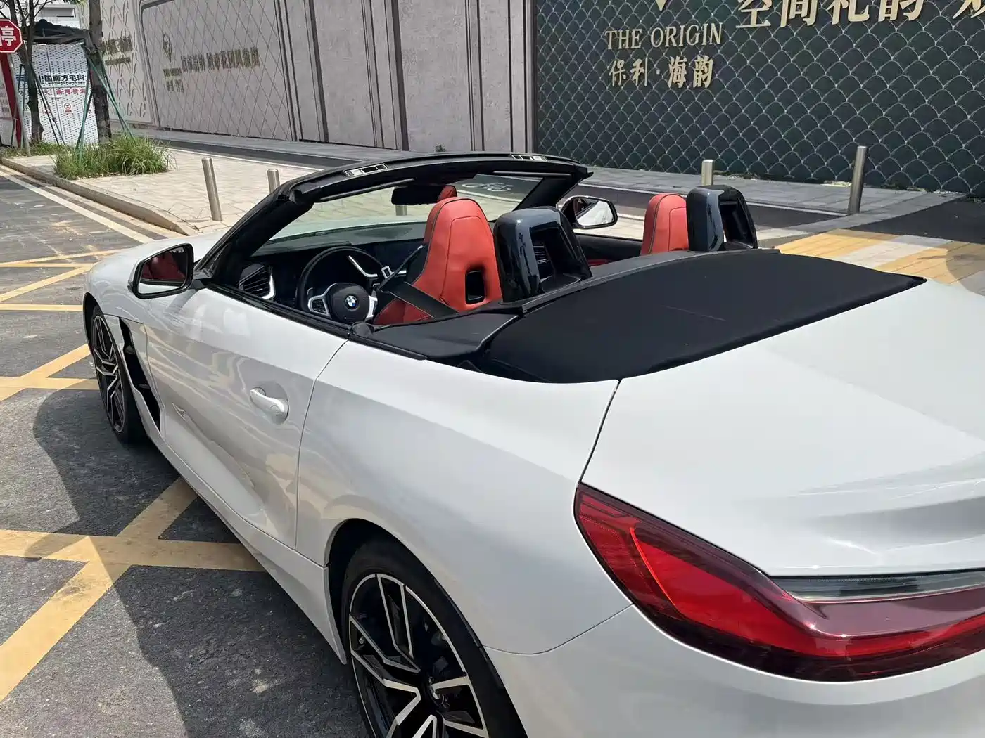 Photo 15 - BMW Z4