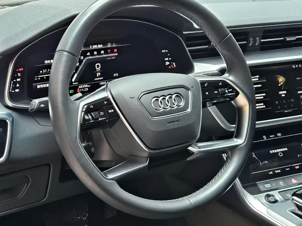 Audi A7L 2024 45TFSI S-line Dream Edition Crystal Package фото 3