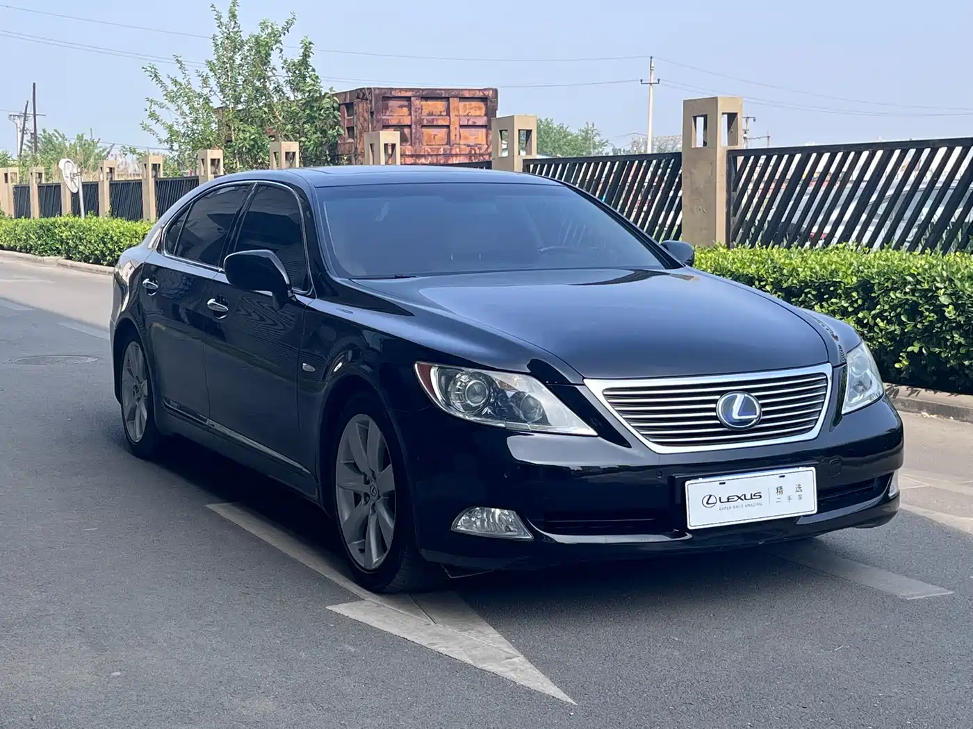 Lexus LS 2007 600hL Premium Edition фото 3