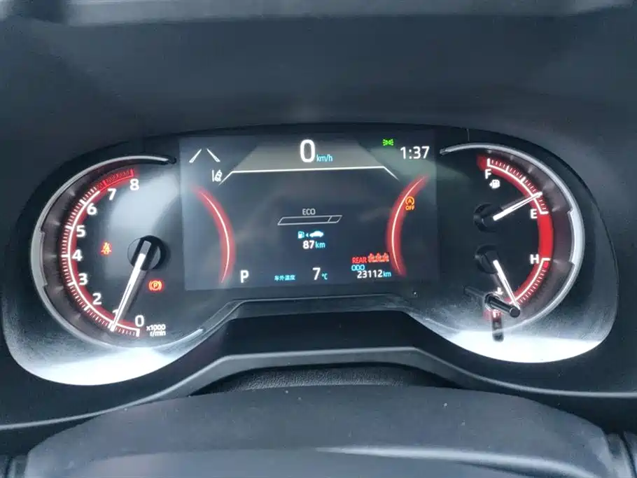 Toyota RAV4 Rongfang 2023 2.0L CVT 2WD Fashion Edition фото 14