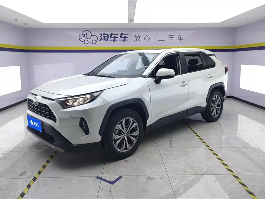 Toyota RAV4 Rongfang 2023 2.0L CVT 2WD Fashion Edition