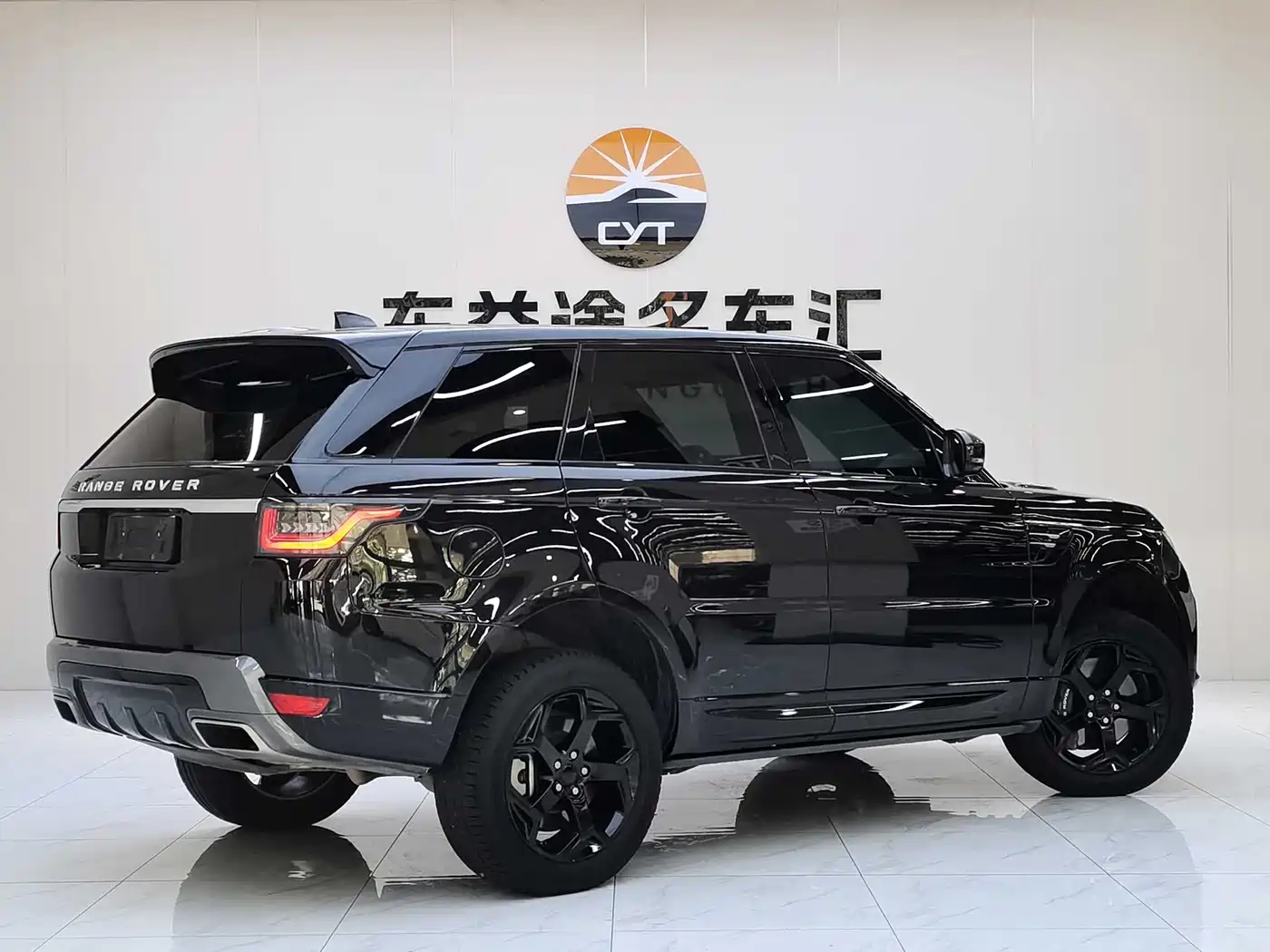 Land Rover Range Rover Sport PHEV 2018 Model P400e фото 6