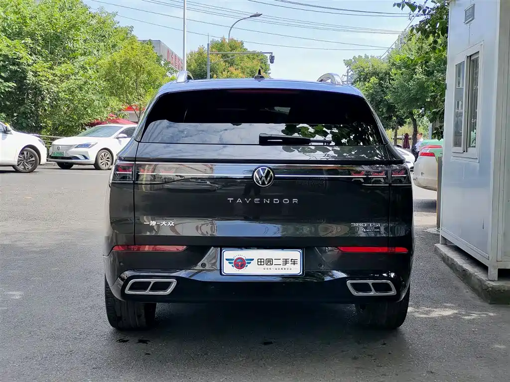 Volkswagen Talagon 2023 380TSI 4WD R-Line Launch Edition фото 5