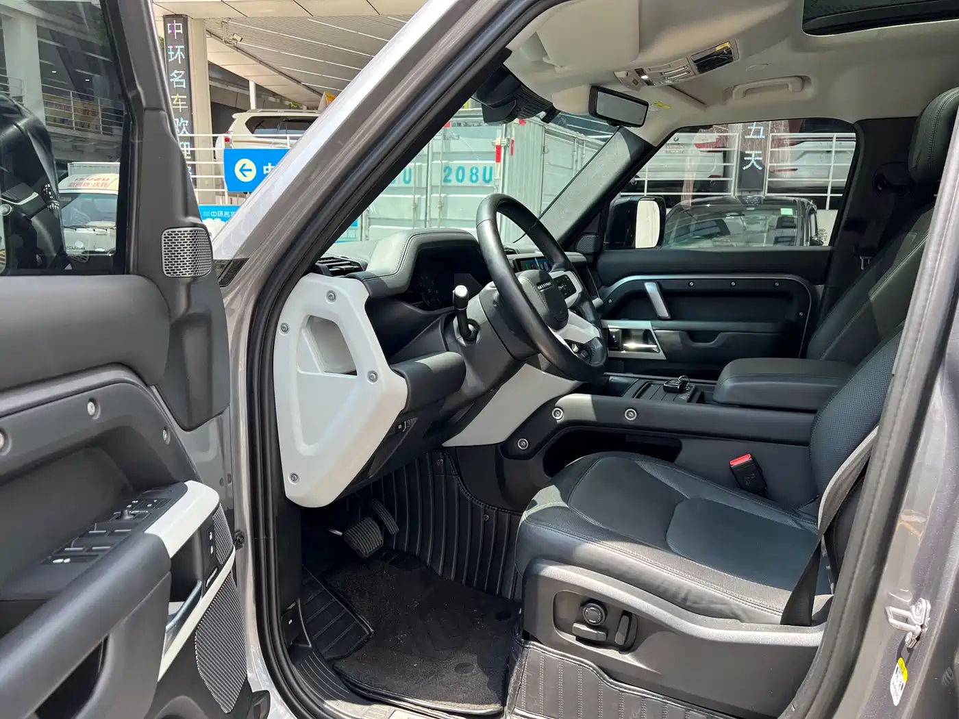 Фото 3 - Land Rover Defender