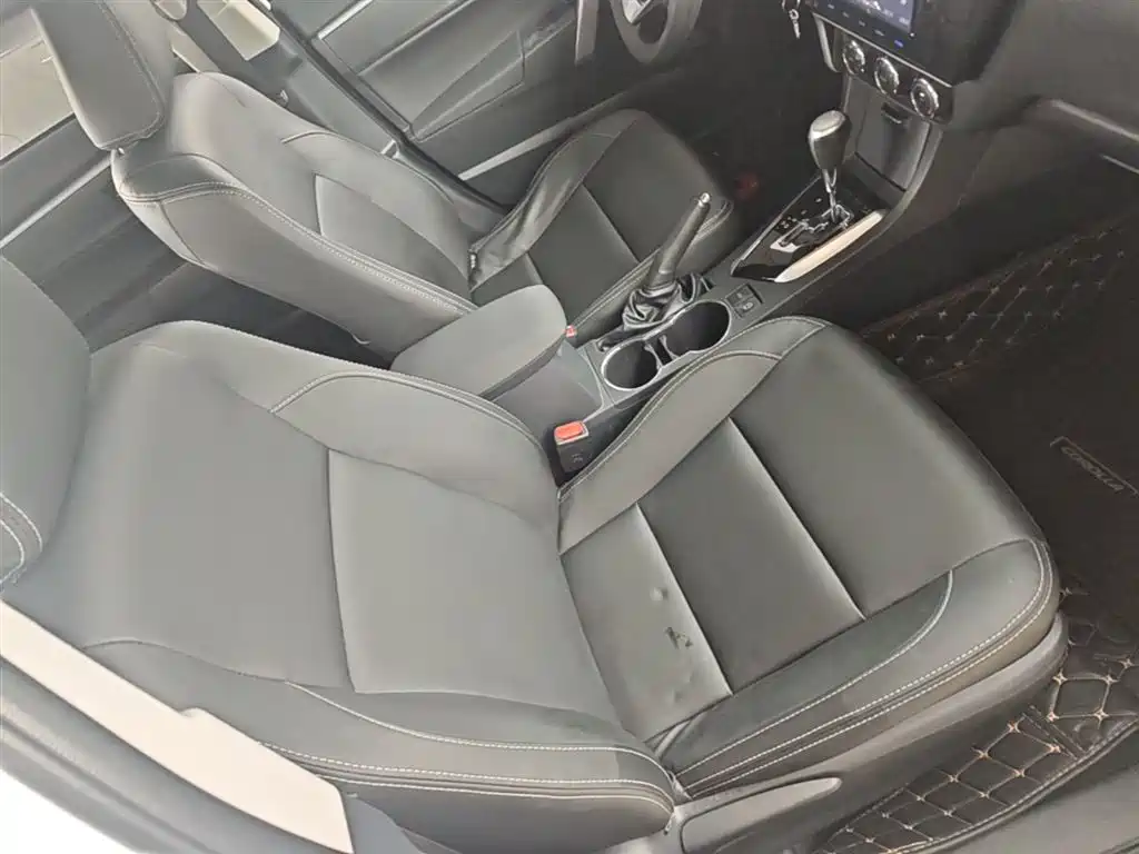 Toyota Corolla 2017 Facelift 1.2T S-CVT GL-i фото 20