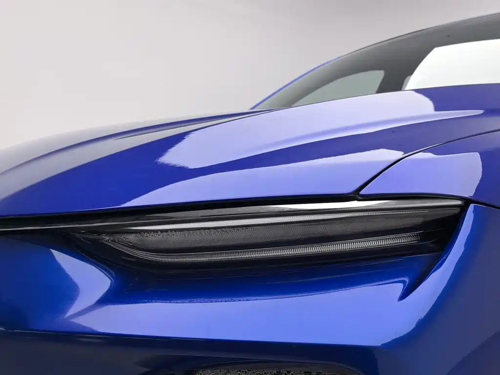 Фото 7 - Haima 8S